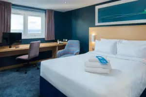 1-GB0778-StandardRoom.jpg
